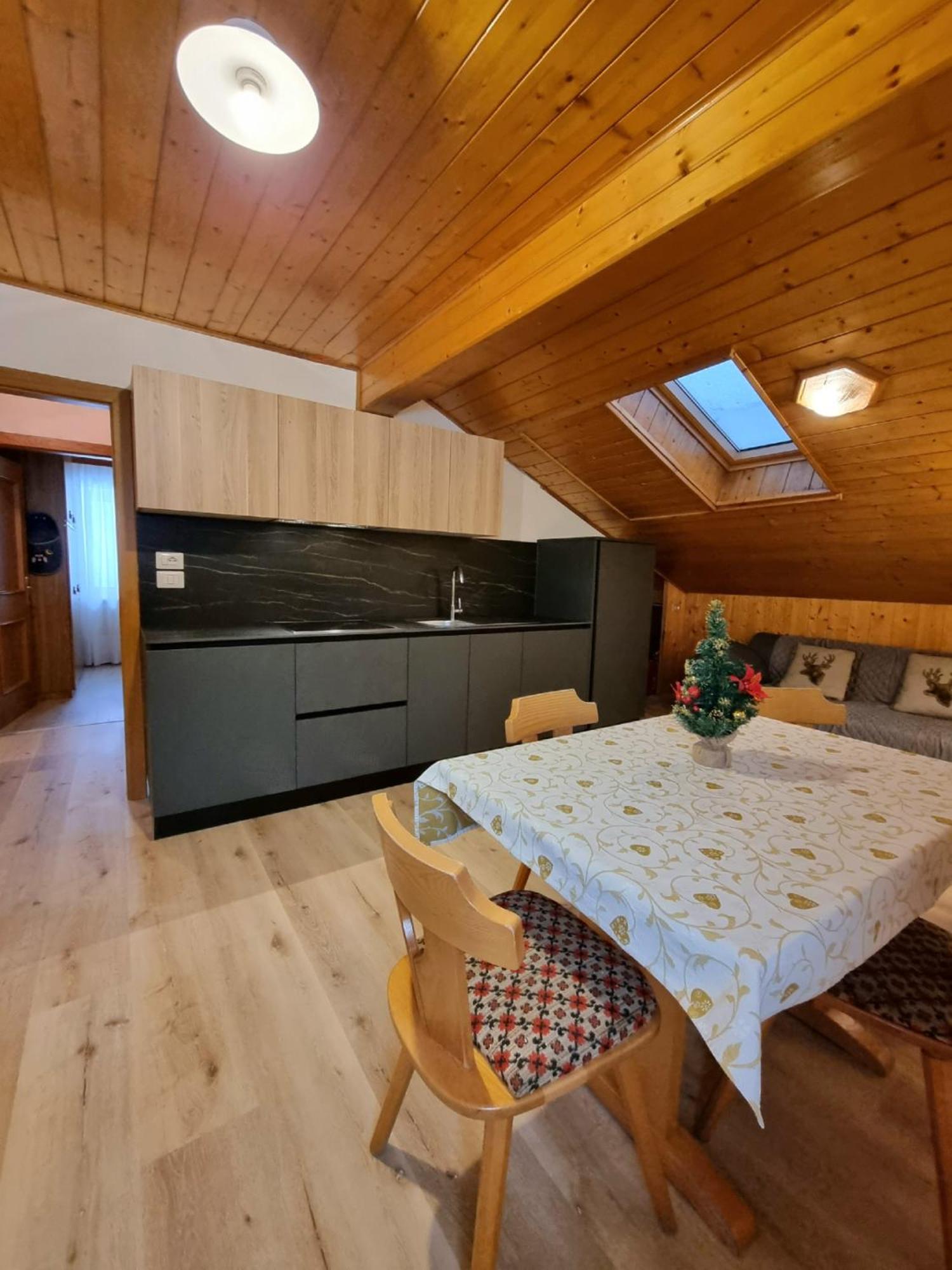 Ferienwohnung Cesa Elena Canazei Exterior foto